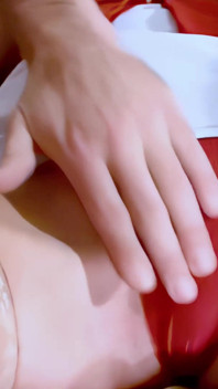 Fransız amatör valerie anal üçlü seks yapıyor