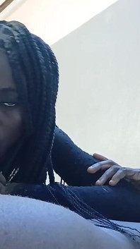 L'ex ragazza è stata irrequieta fino a quando non ha succhiato il mio grosso cazzo
