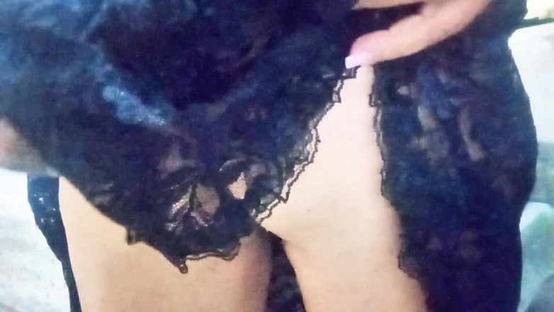 Gloryhot69: Rijpe milf stuurt per ongeluk een video naar haar stiefzoon