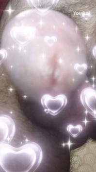 Handsome Dick with an Open Head, Close-up!