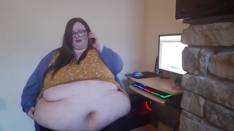SSBBWLadyBrads: BBW secretary humiliated by boss