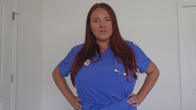 Annabelle Rogers: Sexy enfermera de mala gana folla médico casado - en primer...