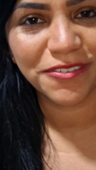 Niegrzeczna brunetka prosząca o kutasa w cipce w kuchni – Pyszny creampie