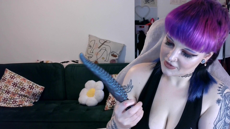 Bigtiddygoth: Unboxing