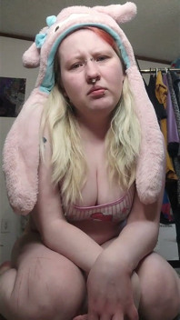 Naughty Stepdaughter Gets Secret Trampstamp