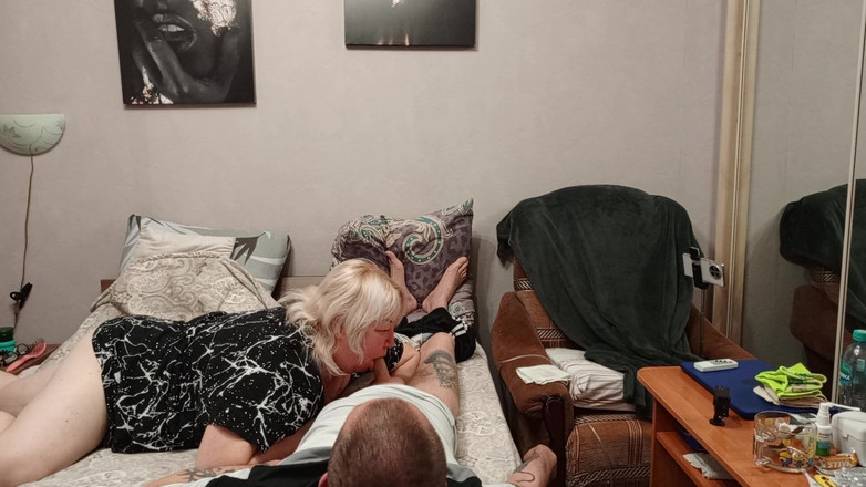 Zona901: Plním ústa sousedky spoustou spermatu