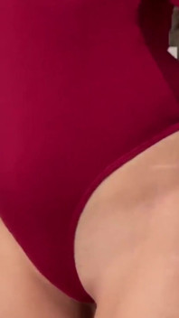 Deci vrei să mă vezi desfăcând costumul ăsta de corp la Pizda mea și să începi să mă joci cu mine?