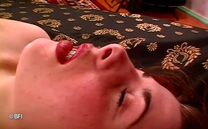 Horny Teenies: roosi hastamaithun - Caska