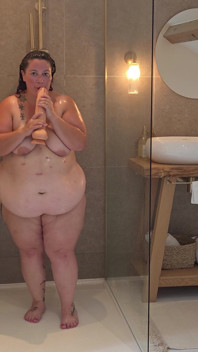 I Masturbate in My Shower