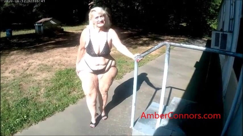 Amber Connors: Sexy amber in schwarz
