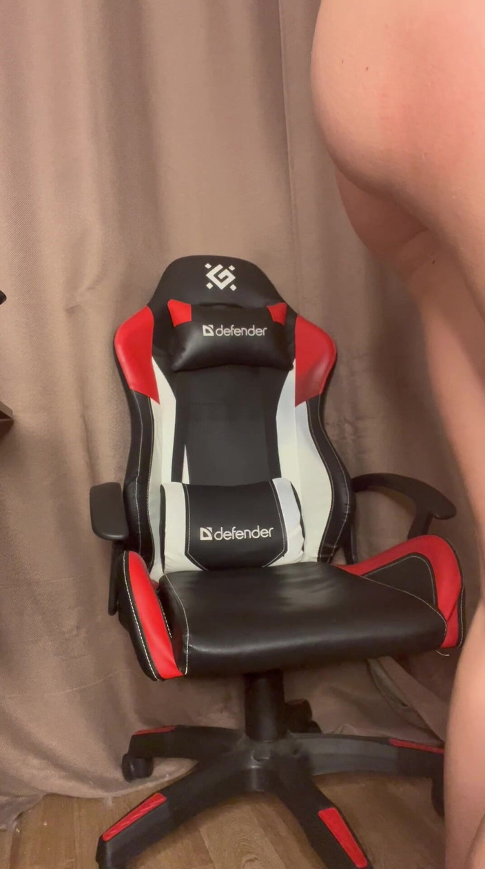 Skinny_lady69: Joi M0mmy memerlukan sperma awak