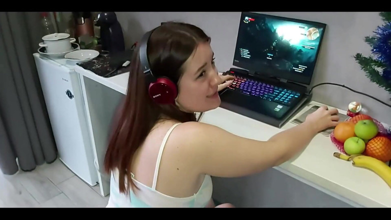 Waldemaria: Ea are chef să sugă și să călărească pula