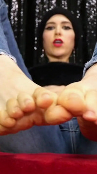 Feet and Jeans Worship