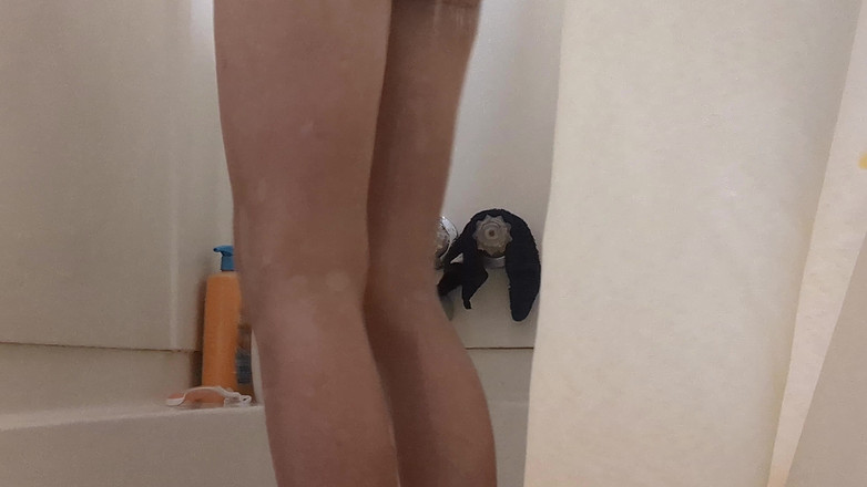 Pantyhose Jasmine: Mokré Tan Punčocháče Ve Sprše