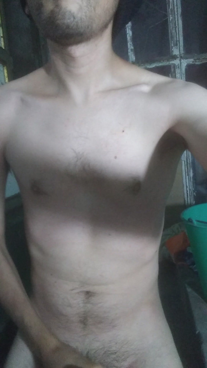 AlejandroFt: I'm Masturbating in the Laundry Room.