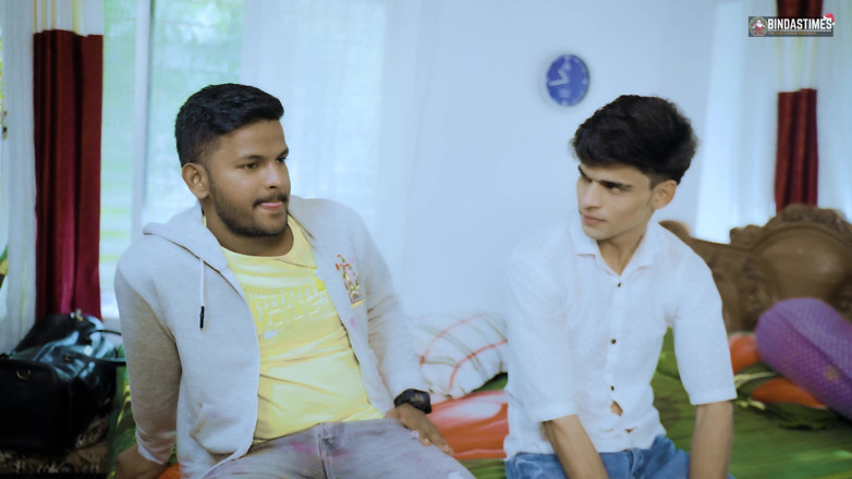 Cine Flix Media: Desi indiana 18+ ragazzina gangbang con quattro ragazzi scopa hardcore per...