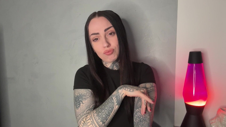 Miss Valentina: Vítejte v Extreme CBT