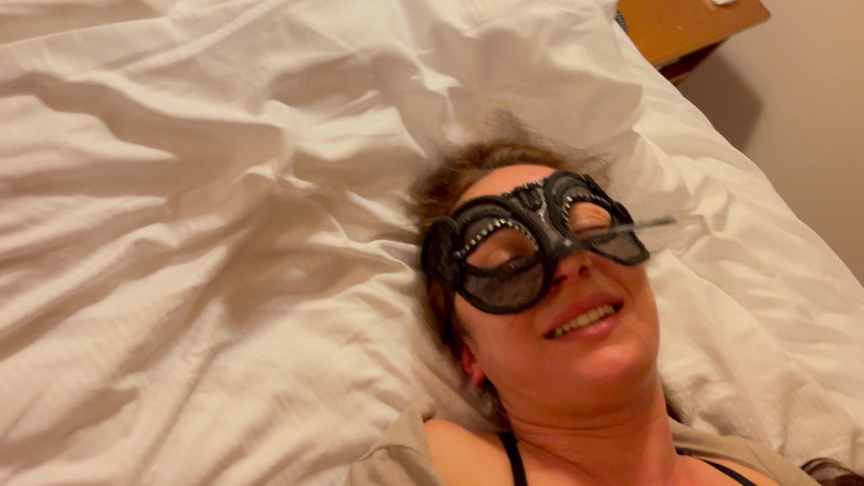 Train2Whore: Nevlastní sestra jen krátce ošukaná, kittislut rychlý orgasmus train2whore - petite