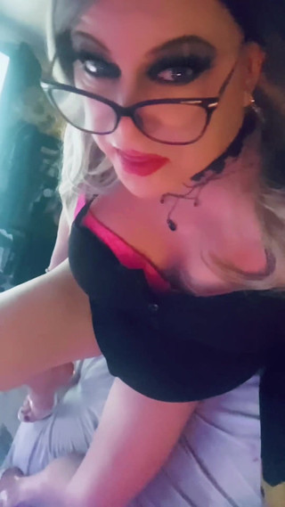 Krissy Sweets: CD Krissy sweets渴望你的坚硬鸡巴