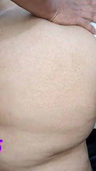 새엄마의 가슴과 질을 섹스하기