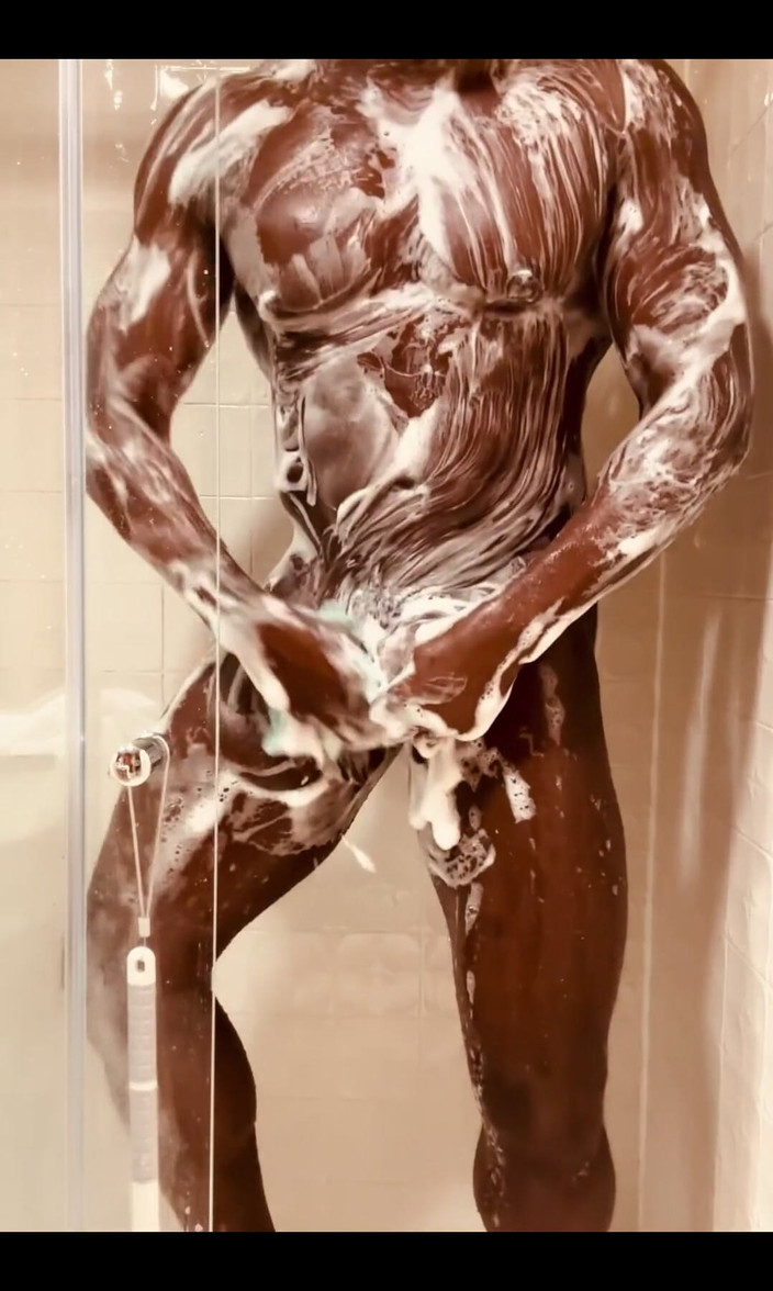 Afro Black XXX: Come join me in the shower
