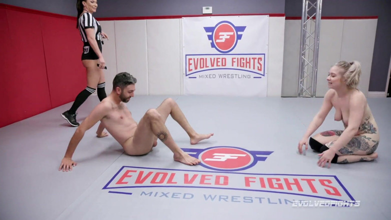Evolved Fights: Kaiia Eve Vs Jay West 혼합 레슬링
