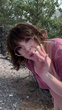 Masturbating Outdoor