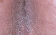 Kyotosigakk: Japonský muž v dámském prádle ukazuje svůj hýždě a konečník, část 2