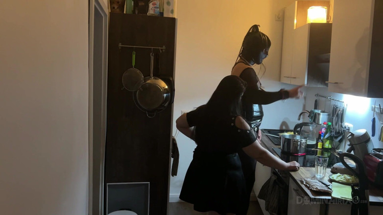 LadyPam: Kitchen Fetish Squirting Madness - Mature Sluts Drenched Everywhere