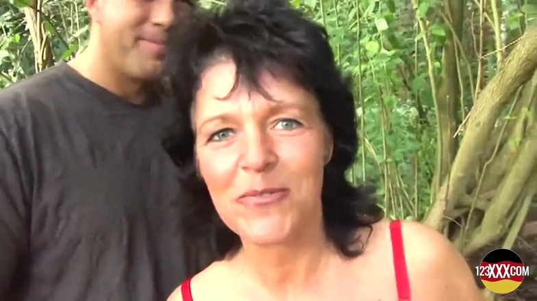 123XXX - Fucked Amateurs in Germany!: Abuela cachonda lo necesita profundo en su coño