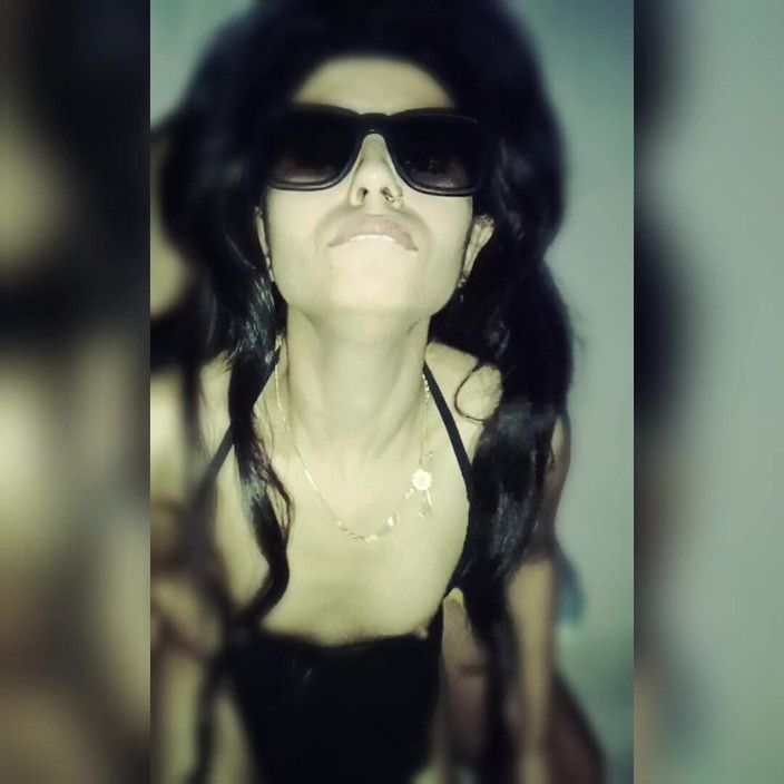 Hot Sis: Latika si tvrdě užívá šukání s nevlastním bratrem Zezadu