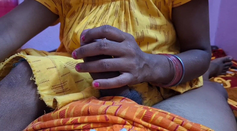 Sumaj: Pas getrouwde Indische Bhabhi