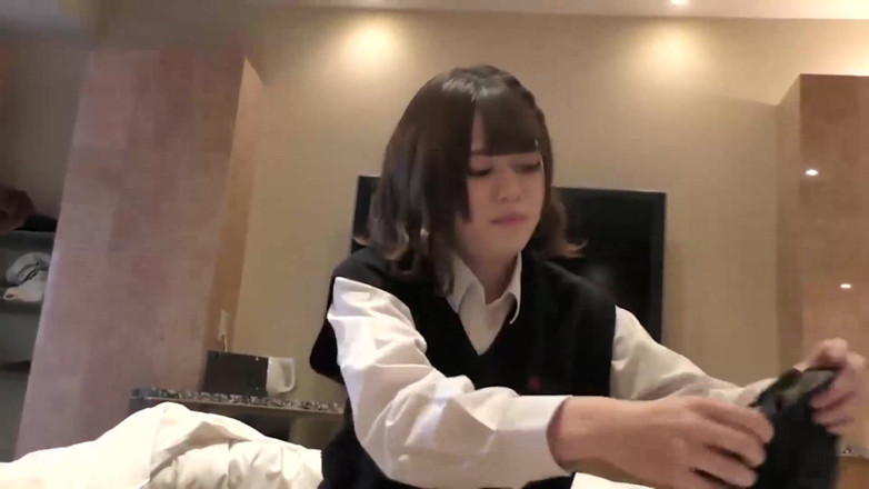 Asians in love: College-uniform teen ficken