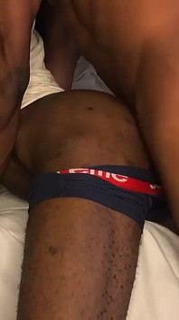 新しいファックバディ初めてセックスを作るビデオ2
