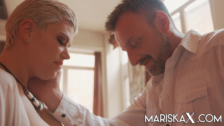Mariska x: MARISKAX - Big tit blonde MILF has her ass stuffed