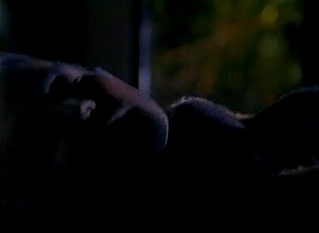 Analiscius: Prsatá blondýnka MIFL je venku análně ošukaná