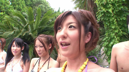 Slamming Asian Orgies: Asian girls want some hot stuff outdoors