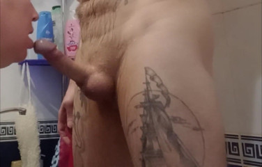 Zona901: I caught my stepson in the shower and helped him...