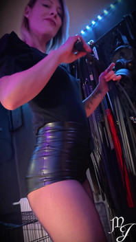 Boots, Tights, Leather Vibe - Maitresse Julia