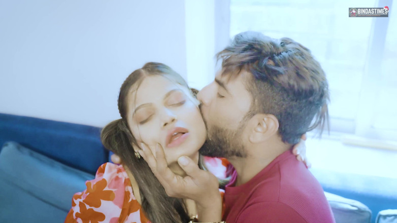 Cine Flix Media: Gadis remaja india 18+ di-gangbang sama 4 cowok sekaligus untuk pertama kalinya (audio...