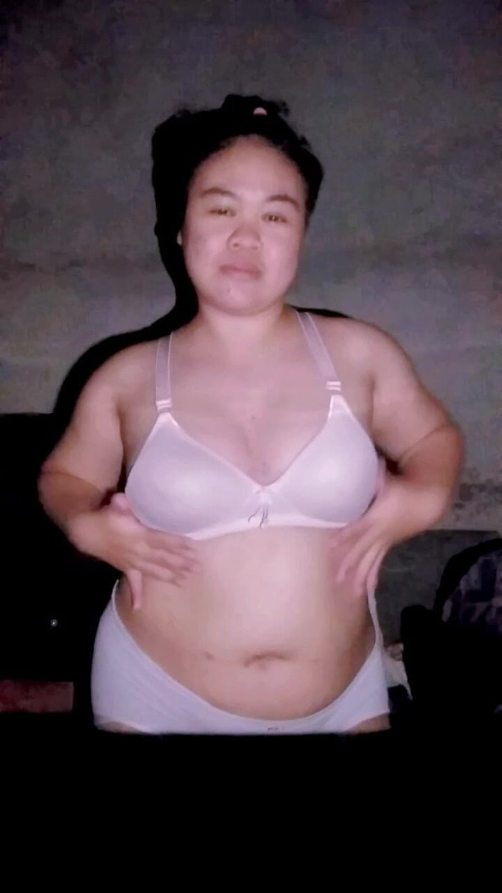 CumOnMeth: Sunt excitată și vreau să mă fut