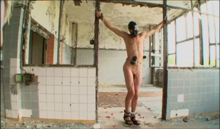 Absolute BDSM films - The original: Joc umilitor cu ceară și biciuire