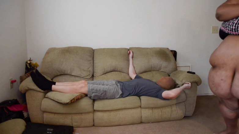 Full Weight Productions: Sugar Lounges on और Tramples Matt - वज़न-इन शामिल