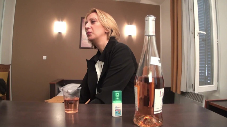 Paris Jango: Louise Du Lac Przez Dwóch Nieznajomych