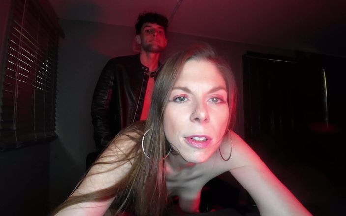 Alice Maze: Frizeria a luat-o razna