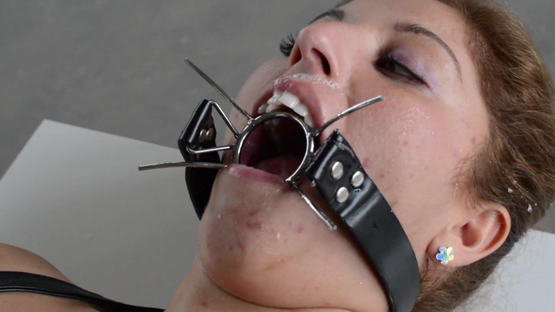 Hunterotic: Spitting Girls - Spider gagged mouth spit humiliation - Domina Mikaela wolf...