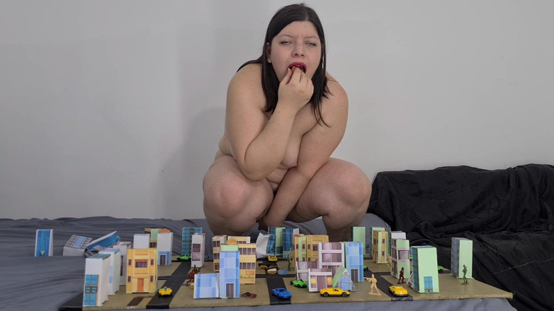 Alice H: Dominująca giantess niszczy miasto