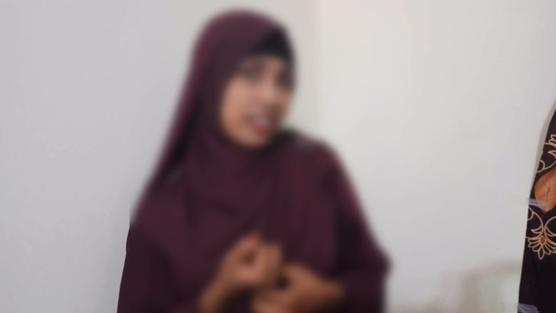 Bd fuking: Desi Tik Toker muslim hijab meia-tia fode buceta apertada bonita...