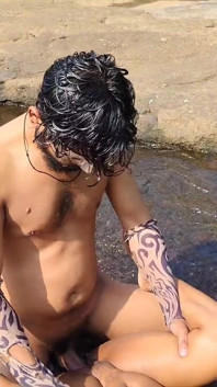 Chhoti Wali Sali Ko Jungle Me Le Ja Kr Pani K Andar Chudai Kiya