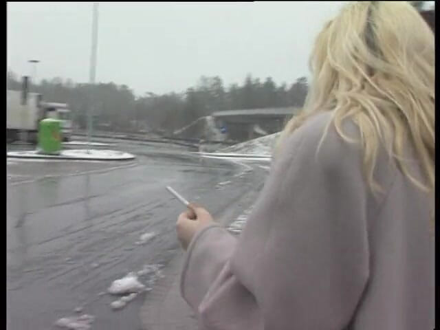 Lucky Cooch: Young hitchhikers interviewed on the highway